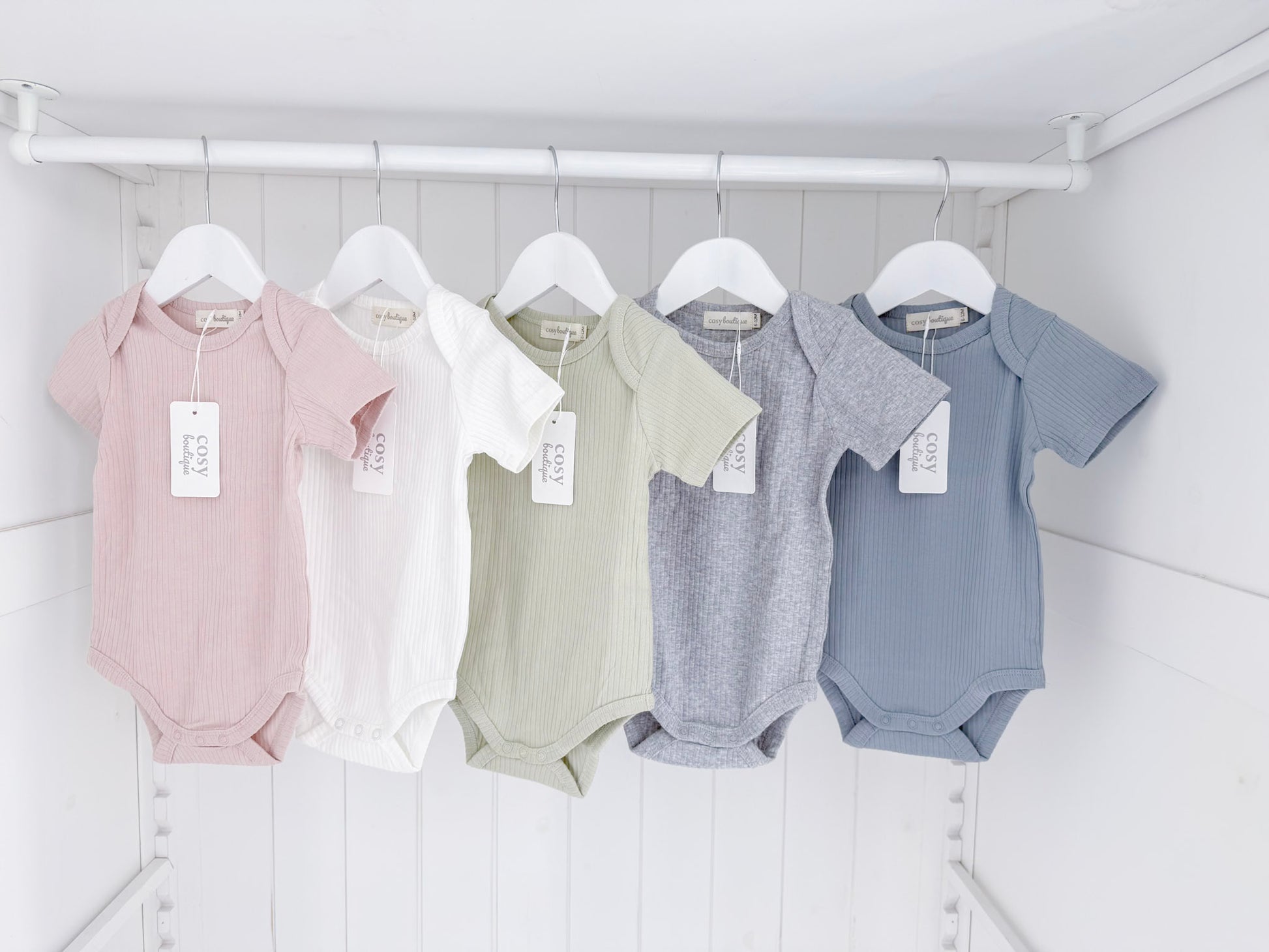Organic Cotton Rib Short Sleeve Bodysuit - Cosy Boutique